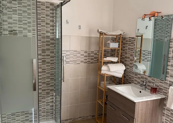 Milu Вилласимиус